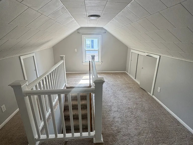 2191 Westside Dr — Photo 2