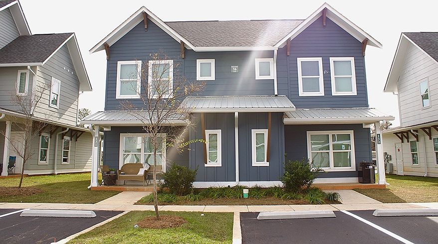 2nd image of 6640 Old Shell Rd #134