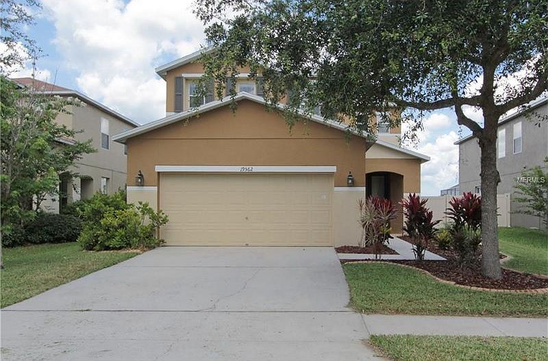 1st image of 19562 Timberbluff Dr
