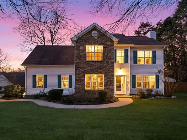 7140 Hunters Trace Dr, Cumming, GA 30028