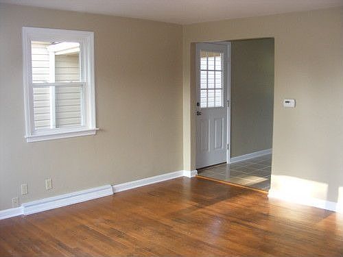 5th image of 516 Sunset Dr