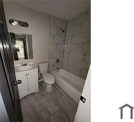 826 Boston St #1 — Photo 10