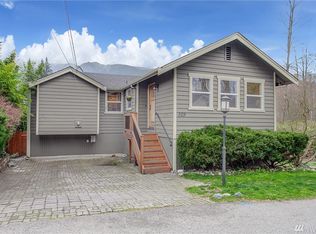 329 W 2nd St, North Bend, WA 98045