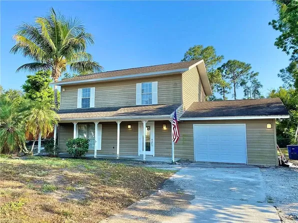 8096 Harrisburg Dr, Fort Myers, FL 33967