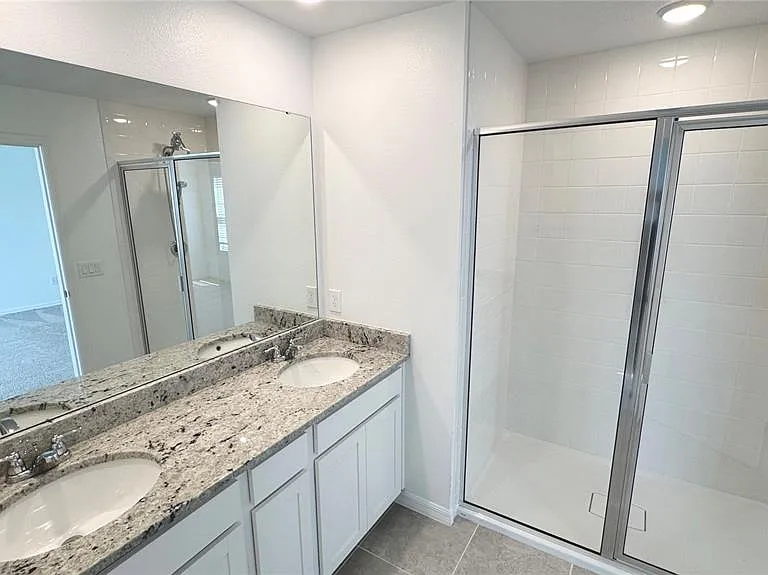 2327 Garden Belle Dr — Photo 11