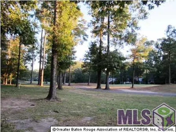 (undisclosed Address), Saint Francisville, LA 70775
