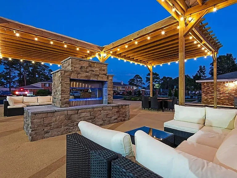 Hunters Pointe Outdoor Amenity Night