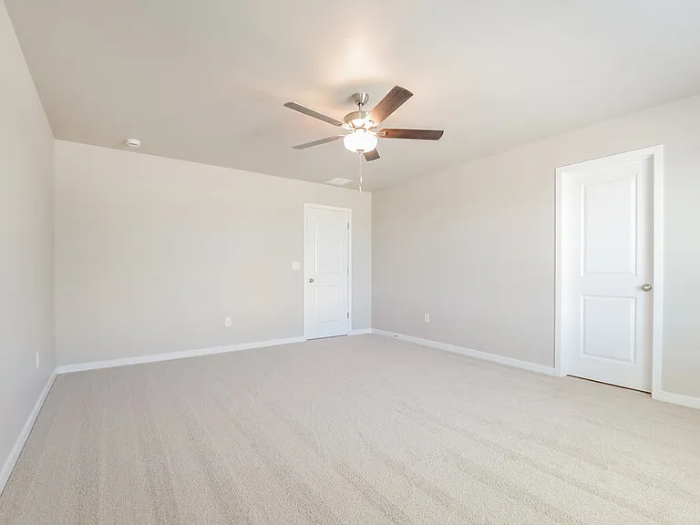 2120 Christina St — Photo 16