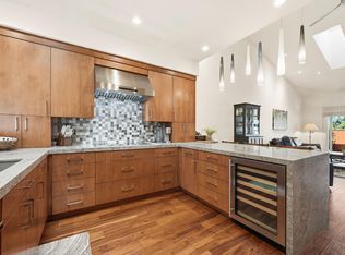 146 White Oak Dr, Santa Rosa, CA 95409