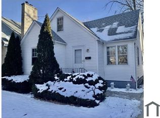 13105 S Escanaba Ave, Chicago, IL 60633