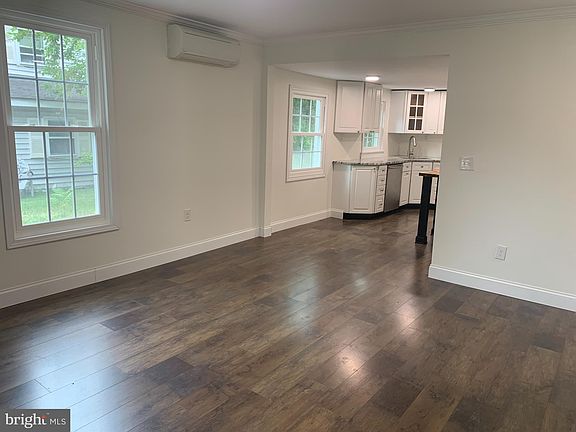 3rd image of 21238 Rock Hall Ave