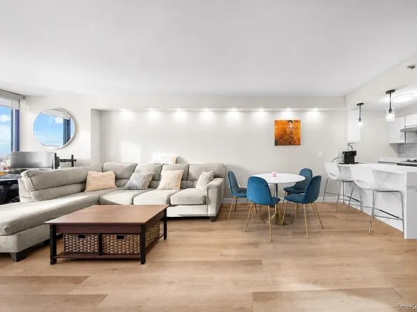 474 48th Avenue #35E, Long Island City, NY 11109