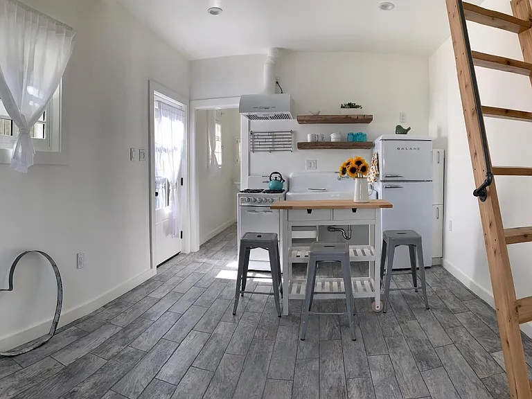 5475 E Daggett St #A — Photo 3