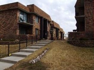 10426 S Pulaski Rd APT 106D, Oak Lawn, IL 60453