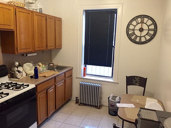 4th image of 30-92 23rd St