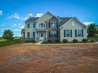 2116 Arbordale Cir, Skippack, PA 19473
