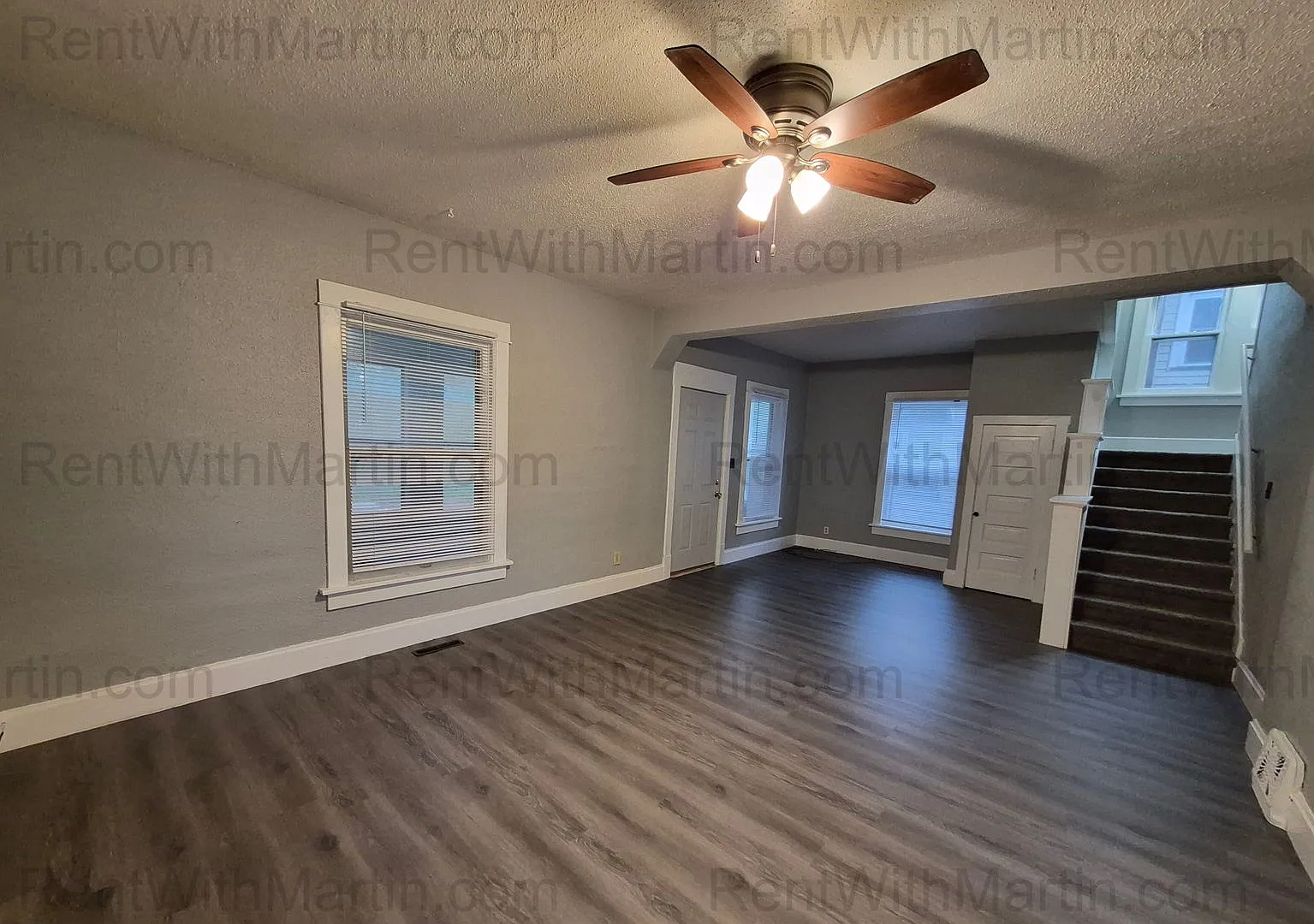 For Rent- 1404 W 2nd St *Newly Remodeled* Pets Ok* — Photo 3