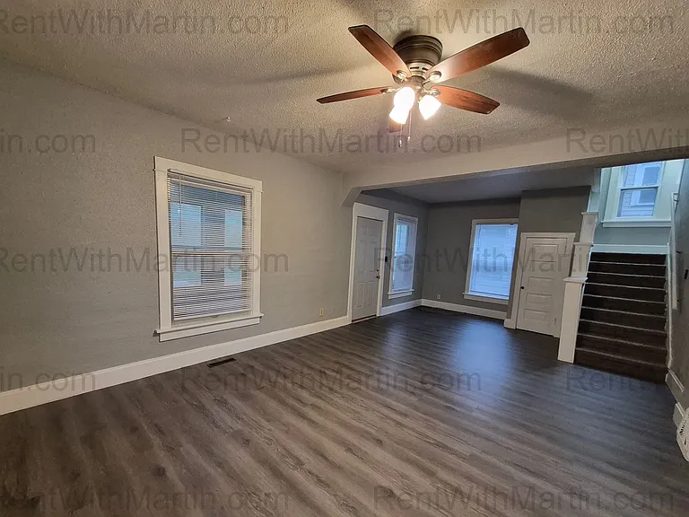 1404 W 2nd St — Photo 3