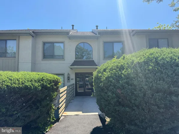 46 Muirfield Dr #D, Reading, PA 19607