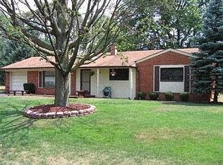 40571 Rock Hill Ln, Novi, MI 48375