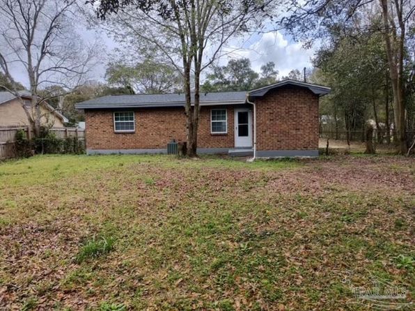 5861 Avondale Rd, Pensacola, FL 32526