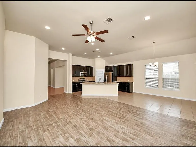 18923 Pine Harvest Ln — Photo 24