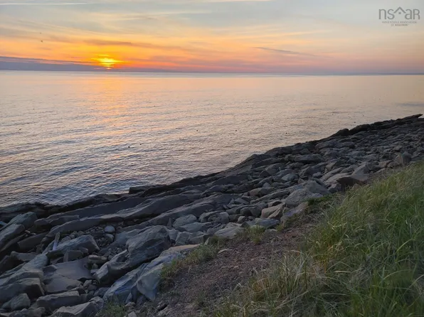 Cabot Trl, Inverness, NS B0E 1L0