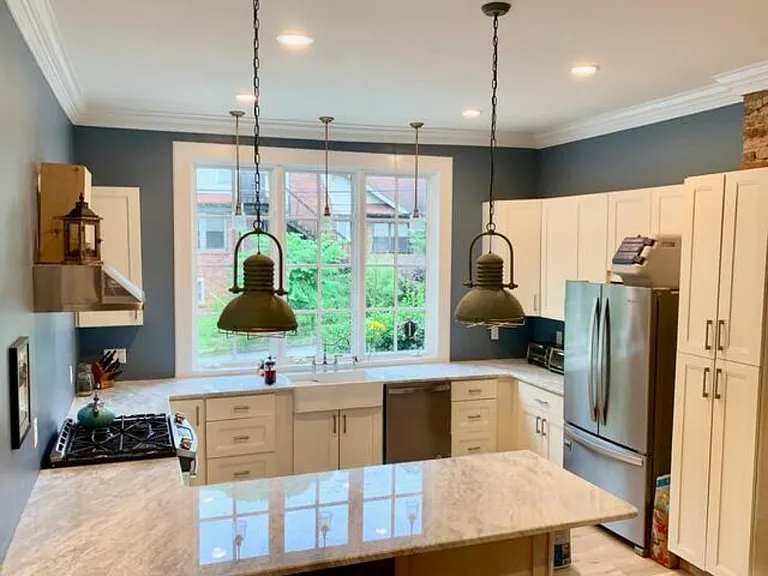 1575 Westwood Ave SW — Photo 3