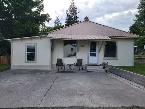 213 Washington St, Thompson Falls, MT 59873