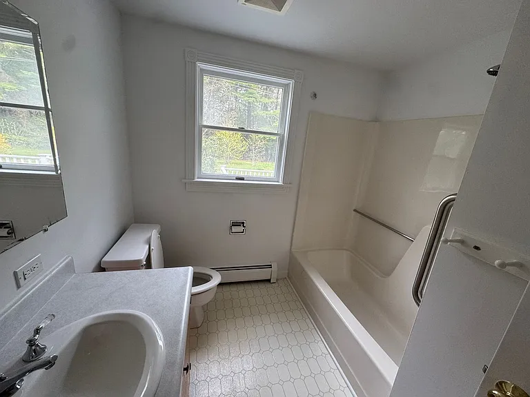 36 Church St — Photo 12