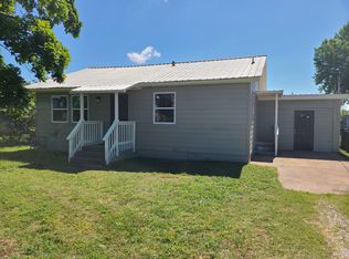 107 N 11th St, Rogers, AR 72756