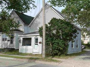 36 Victoria Rd, Sydney, NS B1P2V3