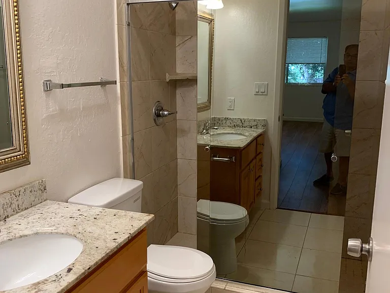 3173 Wayside Plz #119 — Photo 9