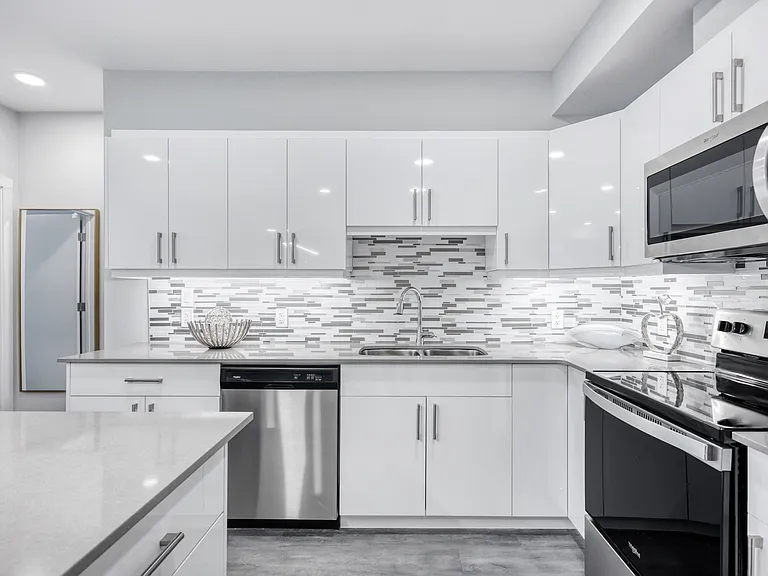 1590 Warde Ave — Photo 11