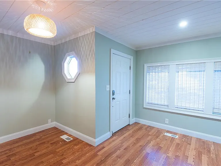13 Island Ave — Photo 17