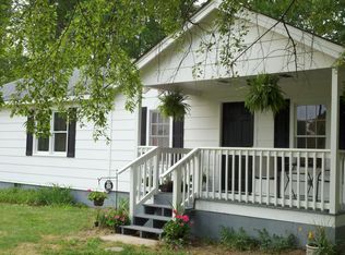 374 Monroe Bruce Farm Rd, Campobello, SC 29322