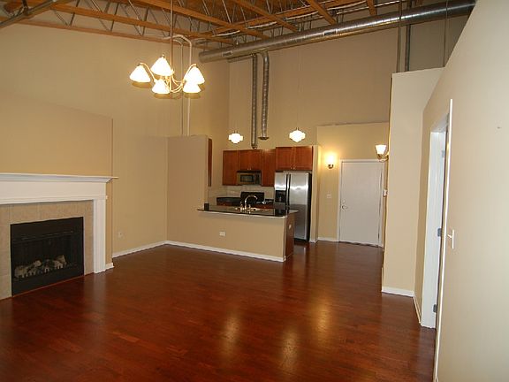 4th image of 241 S Main St Unit 210