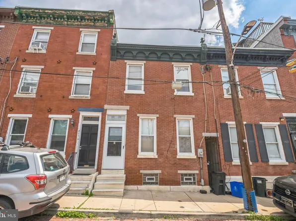 809 Cameron St, Philadelphia, PA 19130