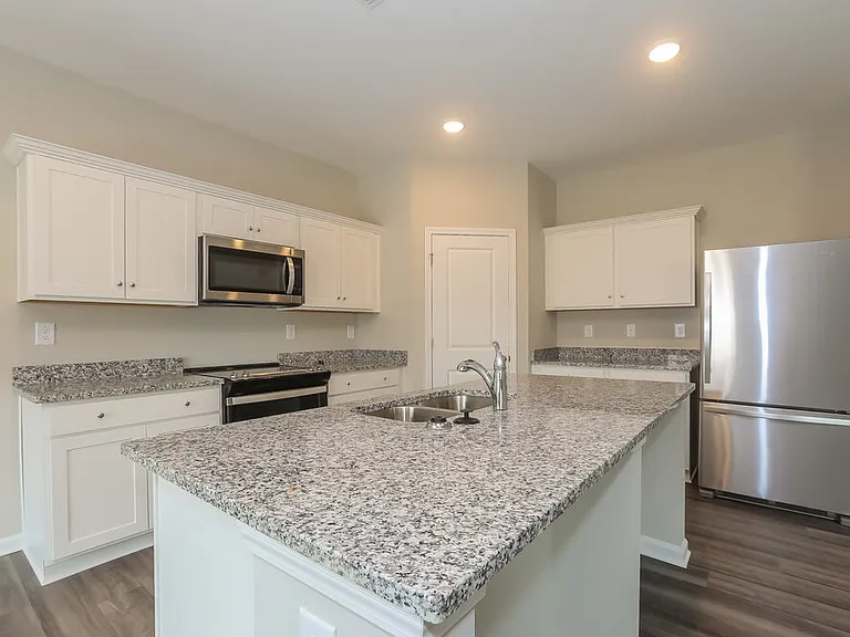 1121 Feldman Chase — Photo 6