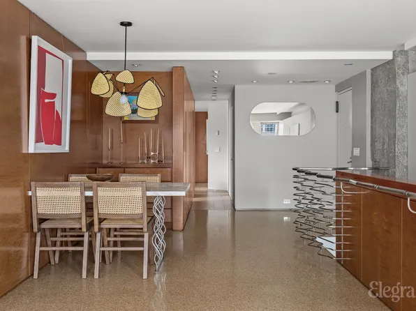 118 East 60th Street image 11 of 22