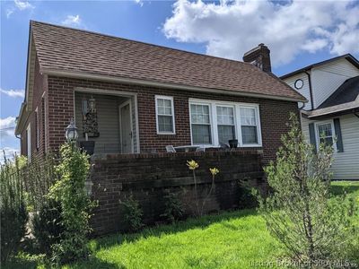 1014 E 10th Street, Jeffersonville, IN, 47130