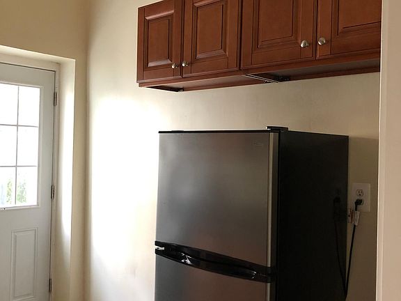 4th image of 501 West Ave #1L