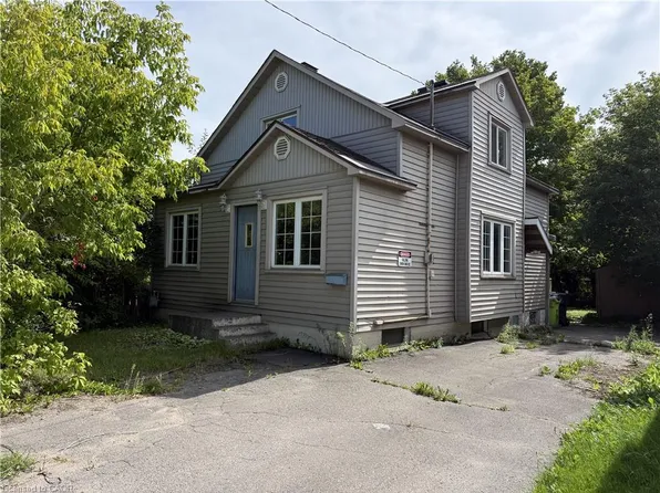 651 Wallace Ter, Sault Ste Marie, ON P6C 1M1