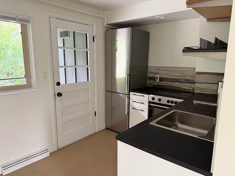 1820 Alpine Ave #3 — Photo 4