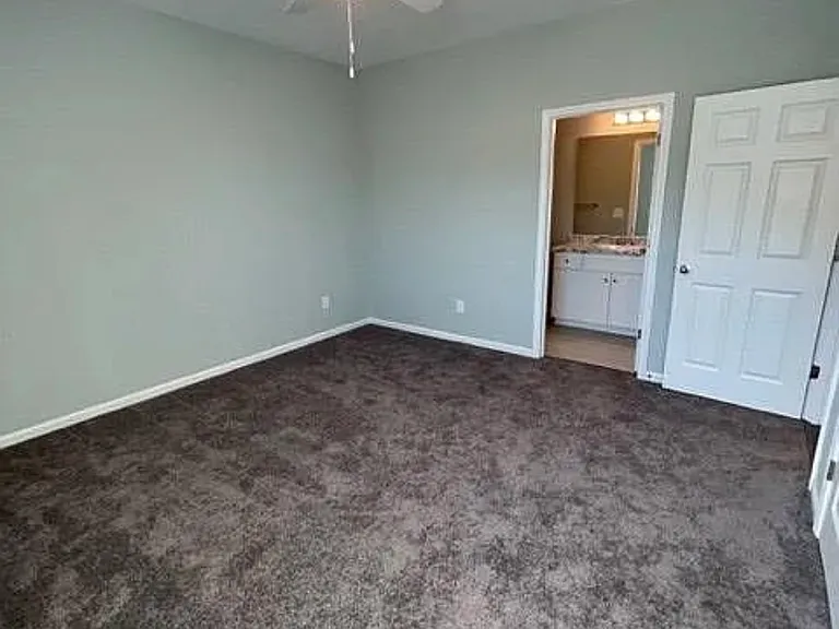 3327 Hals Way — Photo 7