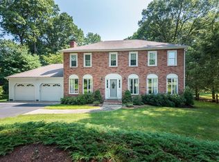6 Pheasant Run, Andover, MA 01810