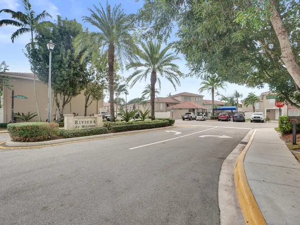 235 Riviera Circle, Weston, FL 33326