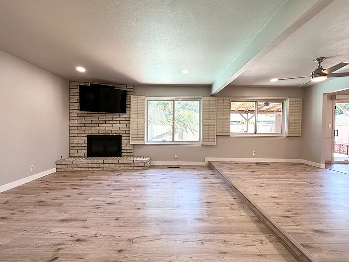 5011 Jennings Way — Photo 6