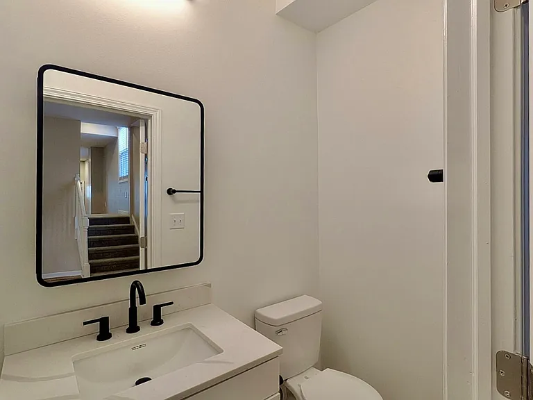 3256 Ruckle St — Photo 6