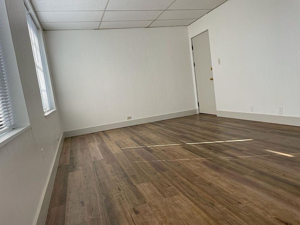 1st image of 206 W Main St Unit 206